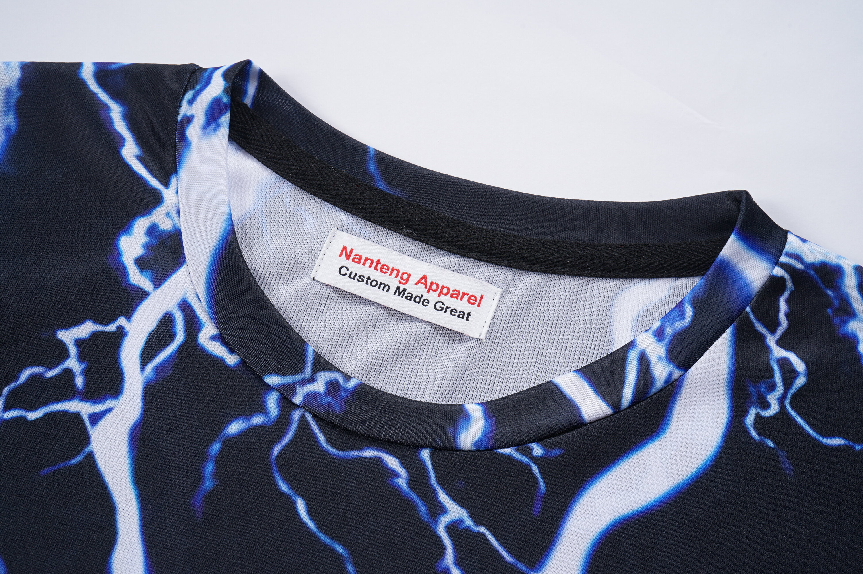 Custom T-Shirt, Polyester Breathable Sublimation 3D T-Shirt, Lightning Pattern T-Shirt, Crew Neck Pullover T-Shirt