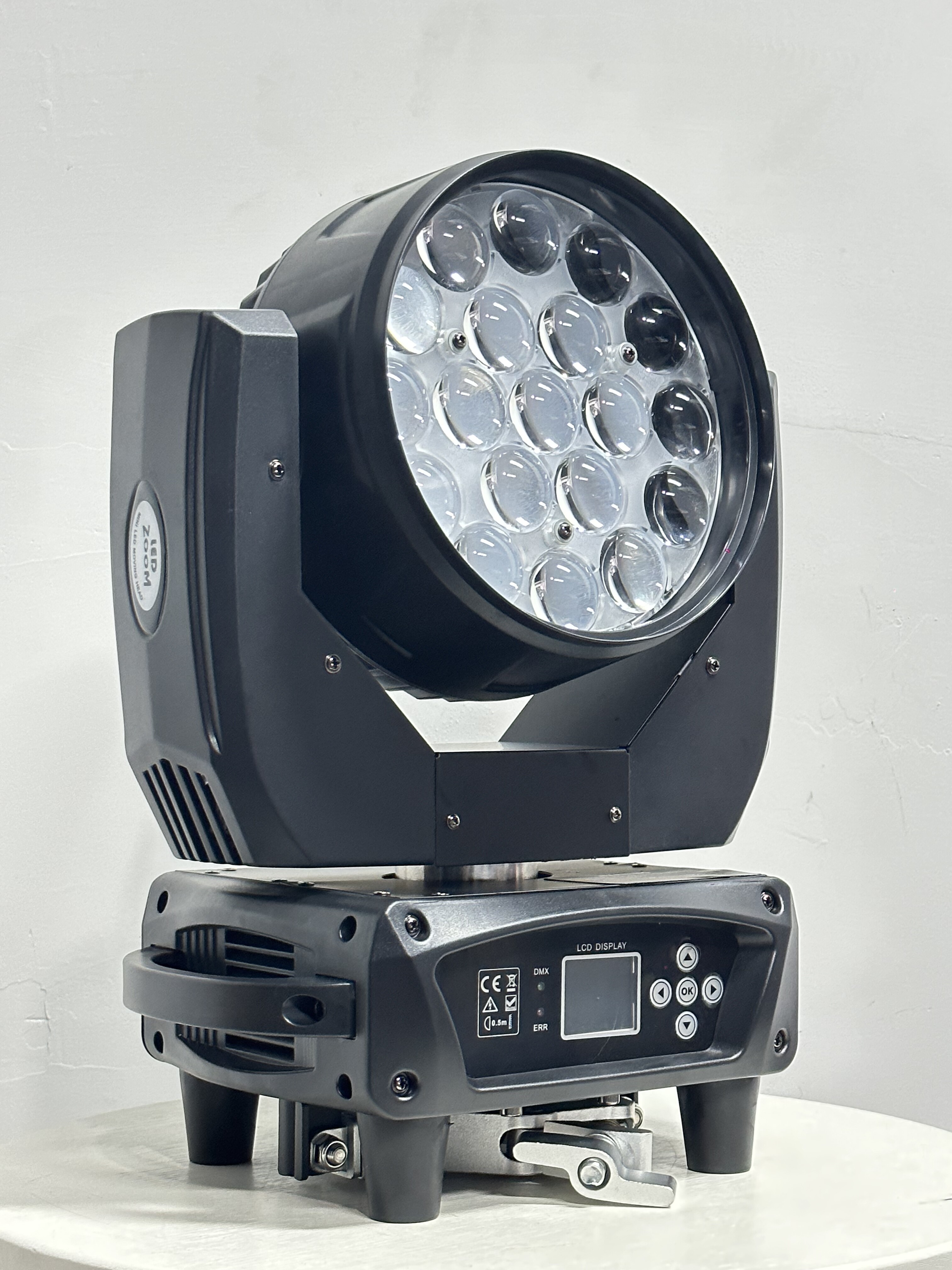 HX-LED1915 19x15W LED AURA Zoom Wash Moving Head