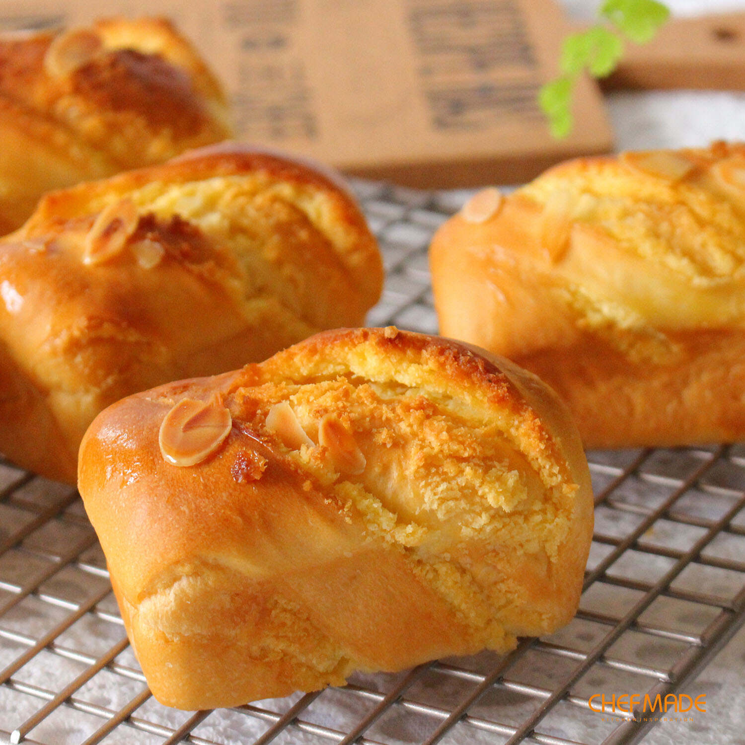 Innovations for Customizing the 5" x 13" Commercial Flat Toast Box (1000g Dough Capacity)
