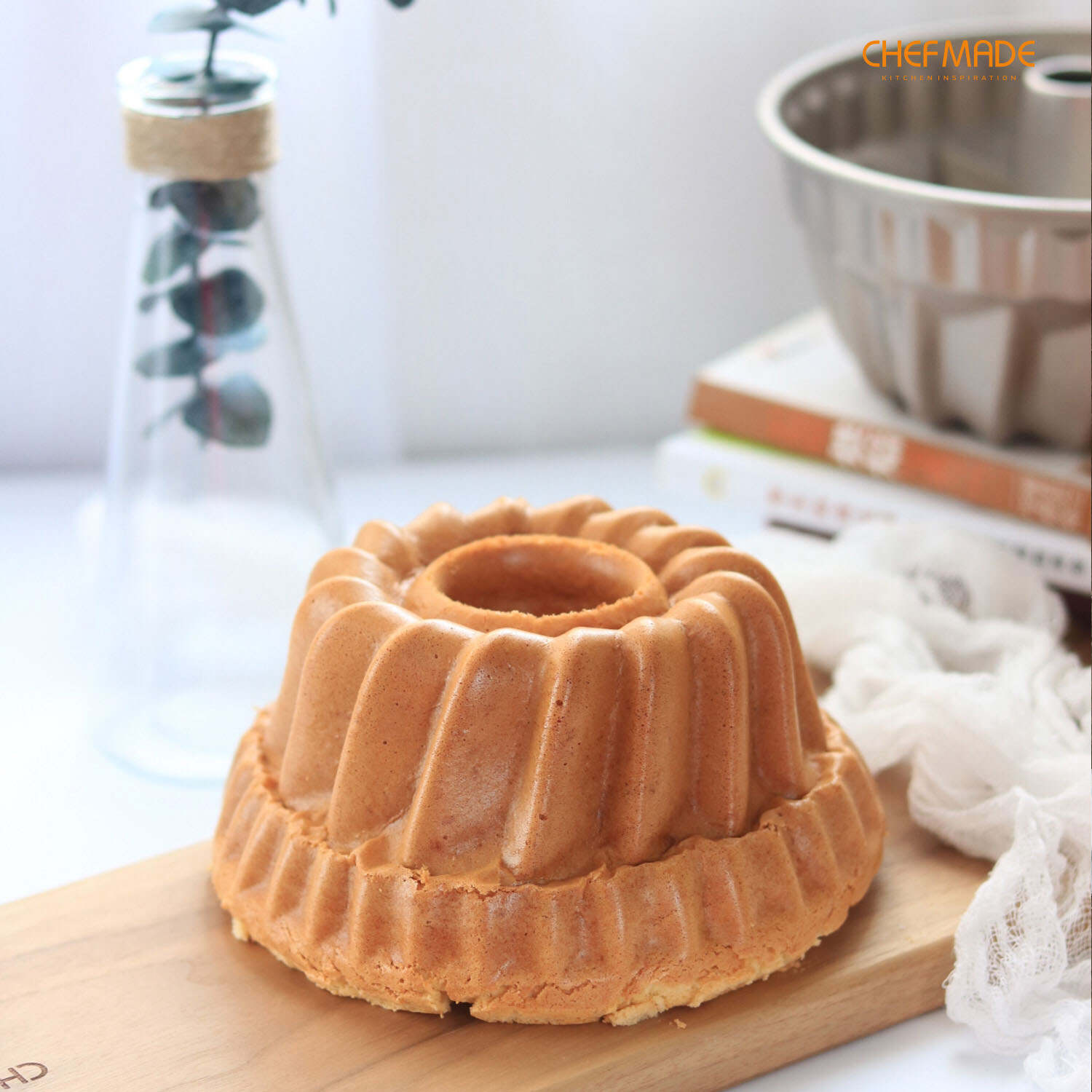 bundt pan with removable bottom, bundt pan with removable center