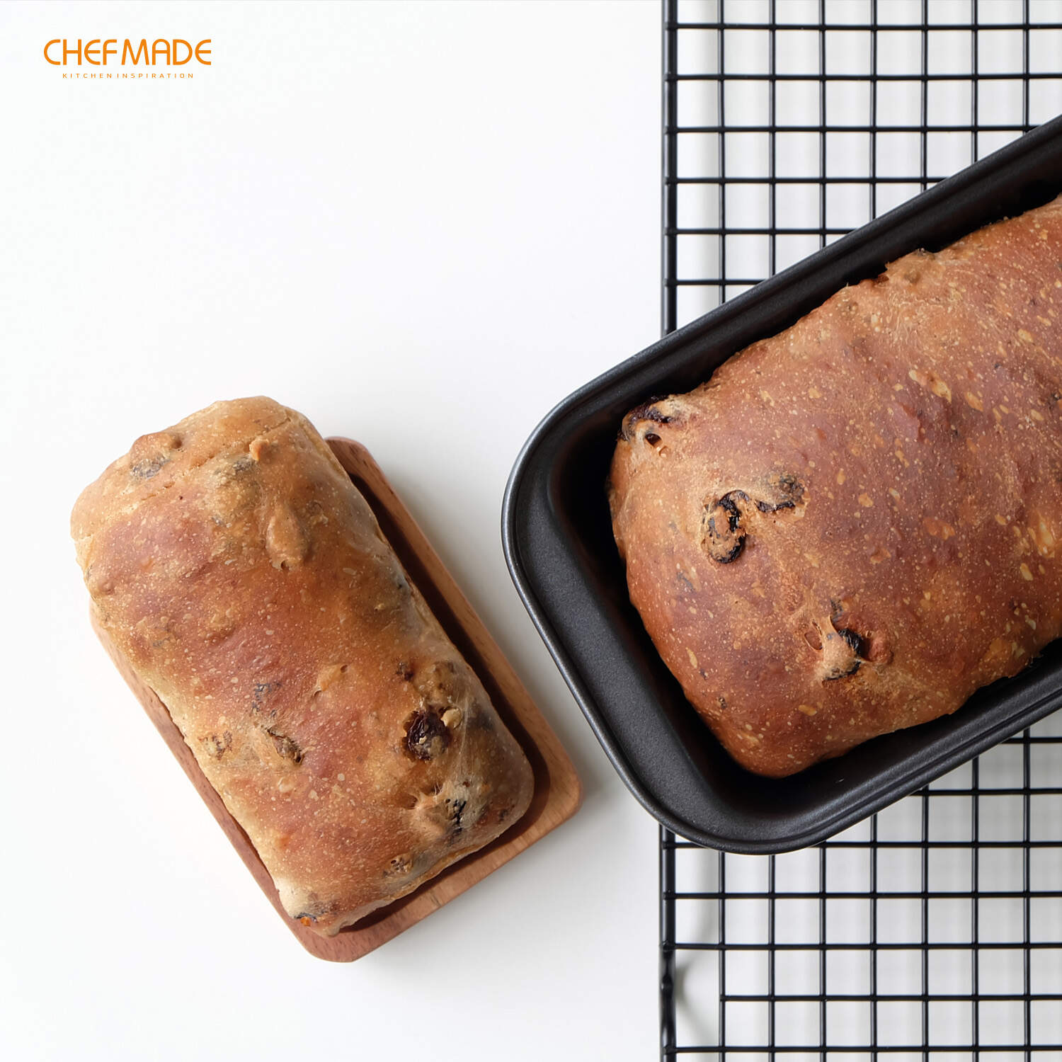 medium loaf pan, carbon steel loaf pan, medium size loaf pan