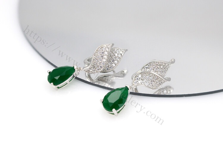 Wholesale dark green stone earrings3.jpg