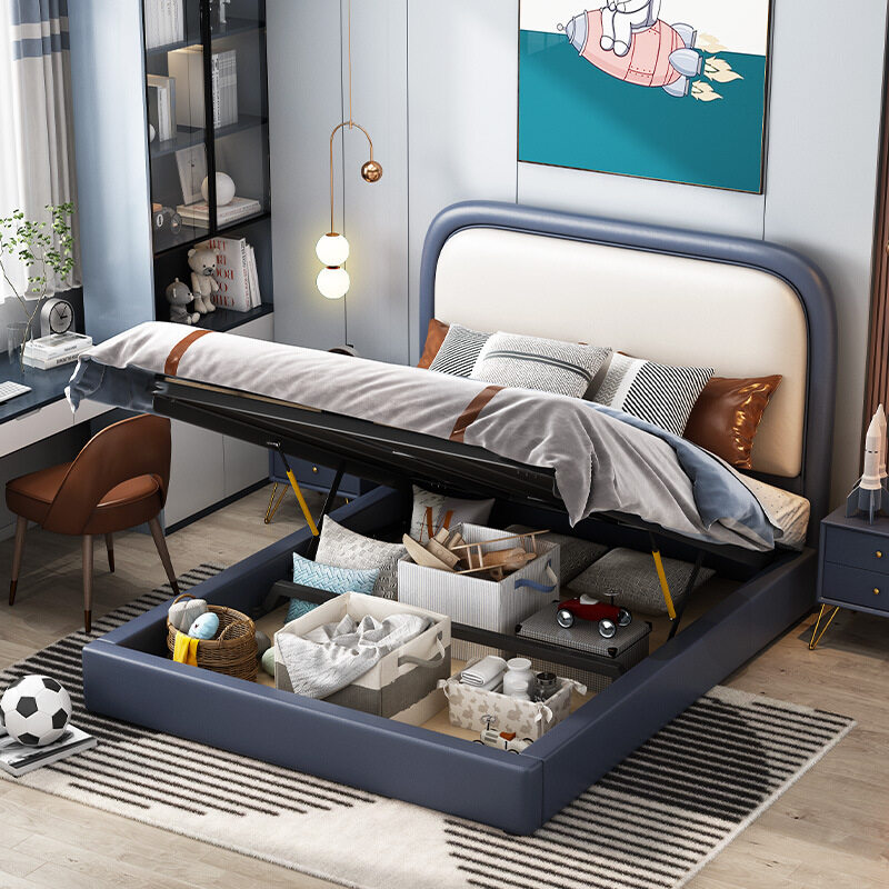 CHILD'S BED