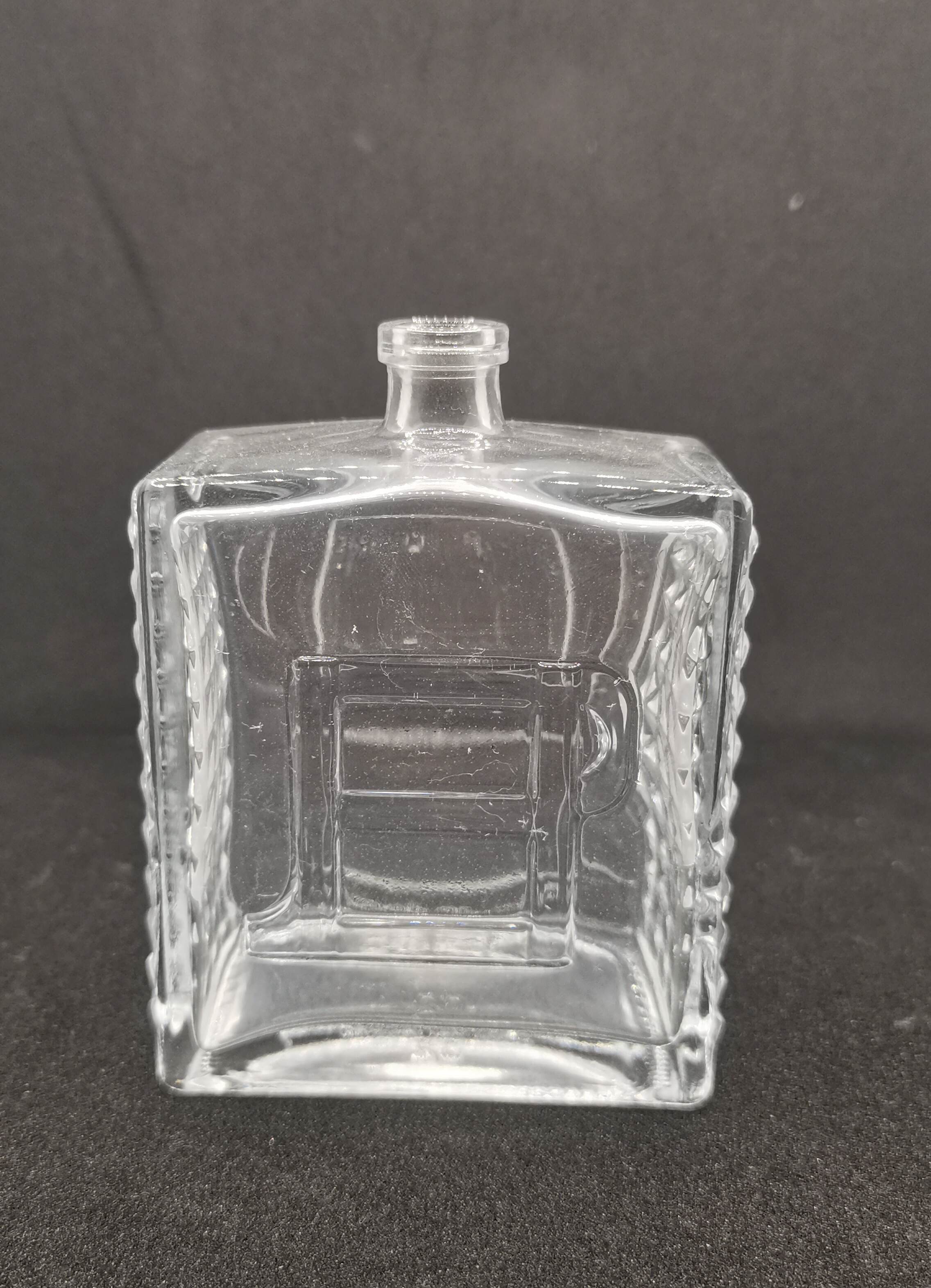 Customized Transparent Glass Perfume Bottles - Portable Square Spray Bottles for Travel, Refillable Empty Containers