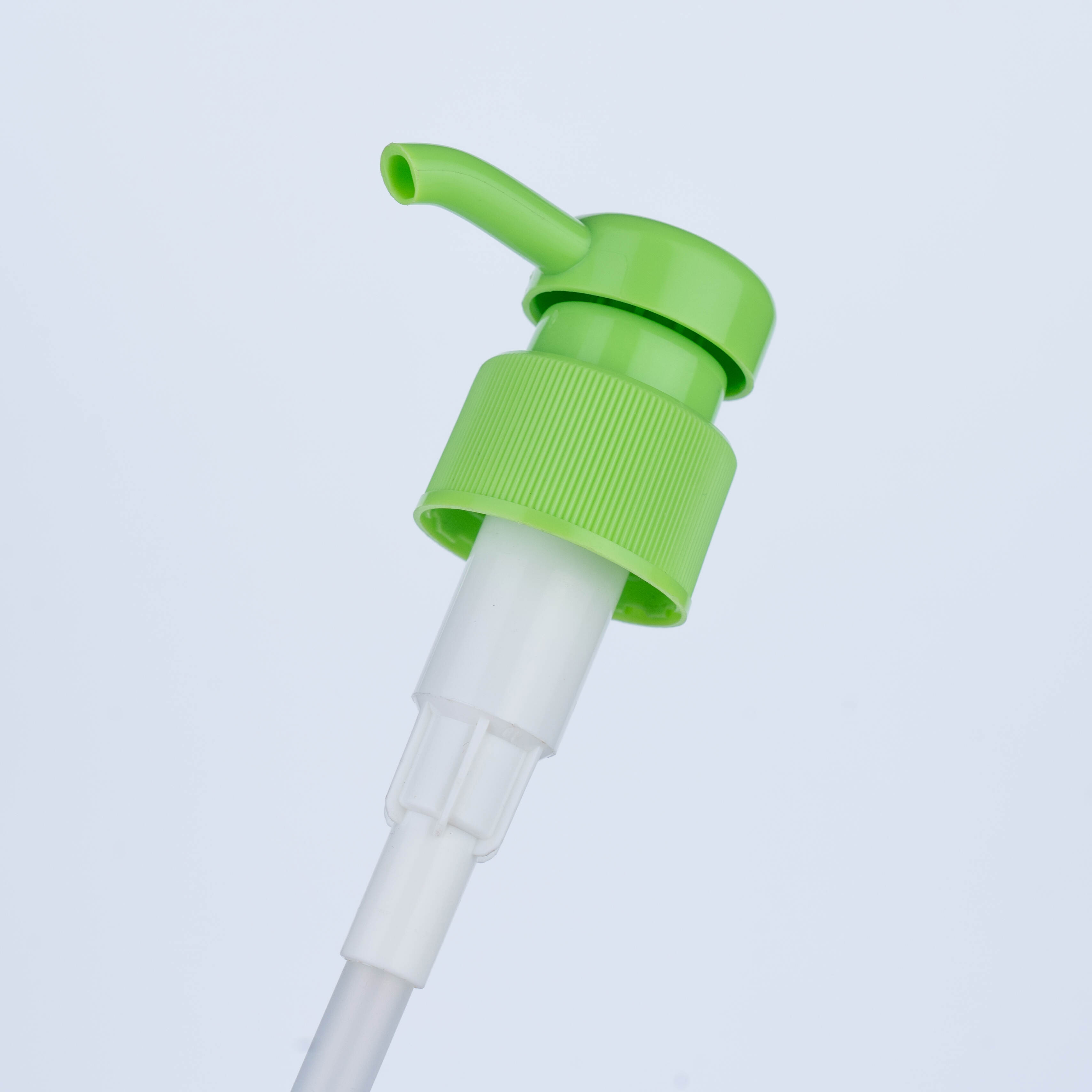 plastic emulsion pump manufacturer,wholesale essential oil bottle pumps,custom OEM emulsion pump supplier,round-head plastic pump factory China,bulk emulsion pump vendor