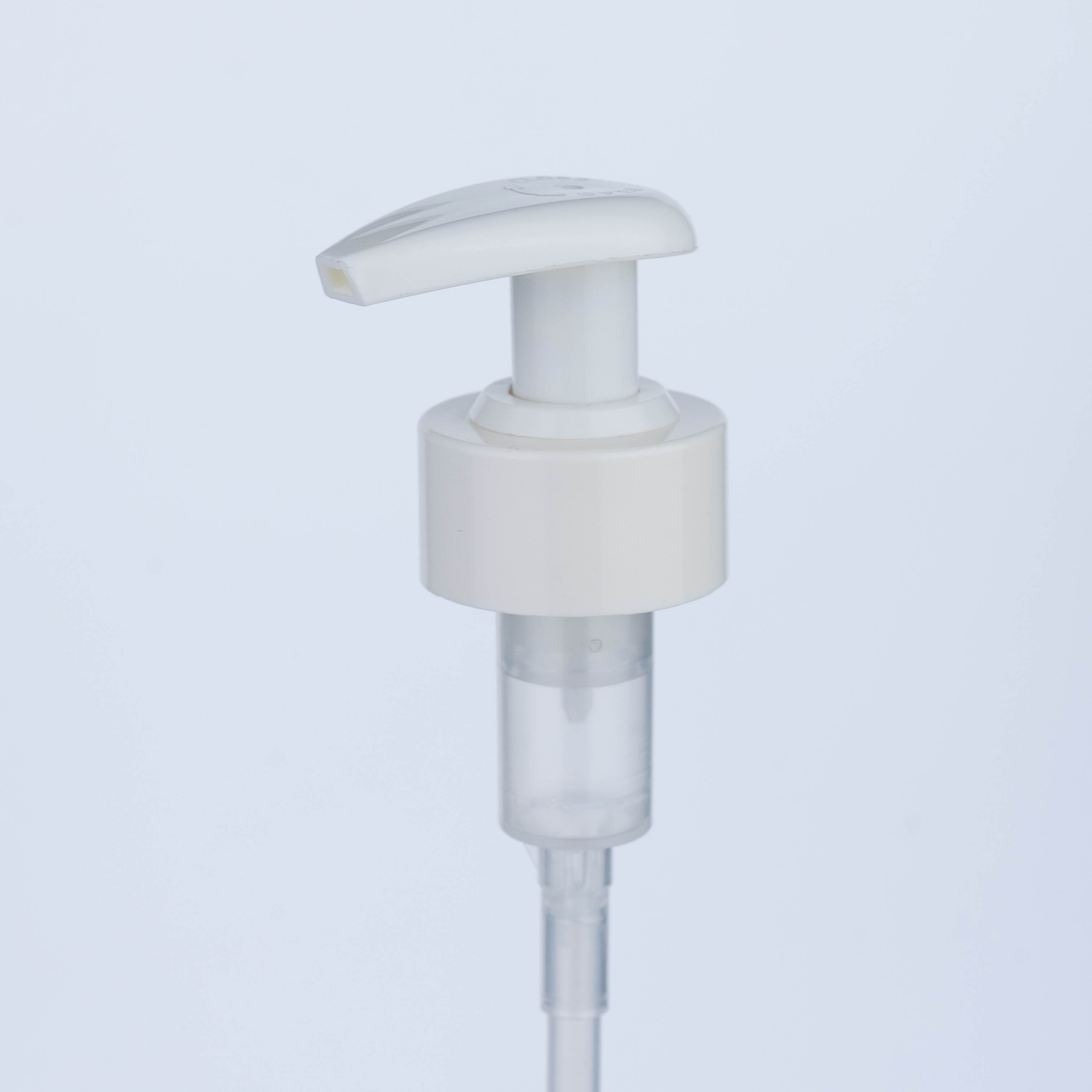 28/410 lotion pump, white oval plastic pump, shampoo pump head, shower gel pump, bulk cosmetic pumps, custom lotion pumps, OEM packaging supplier, ODM shampoo pump