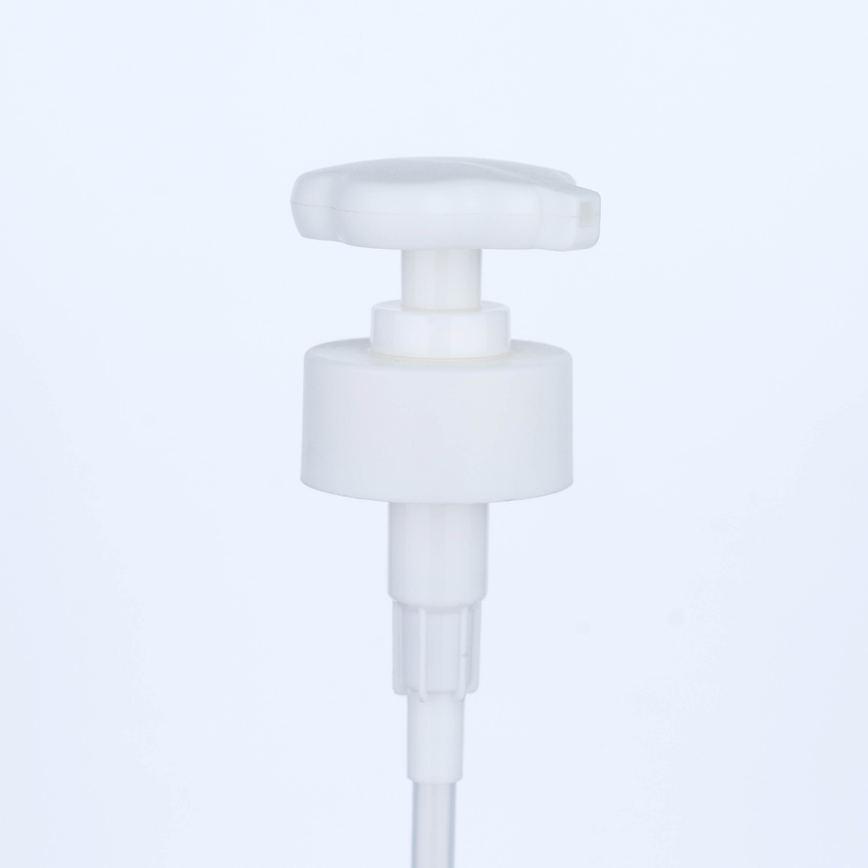 18/400 cream pump, white and gold electroplated pump, aluminum foundation pump, green cosmetic bottle, custom cosmetic pumps, OEM packaging supplier