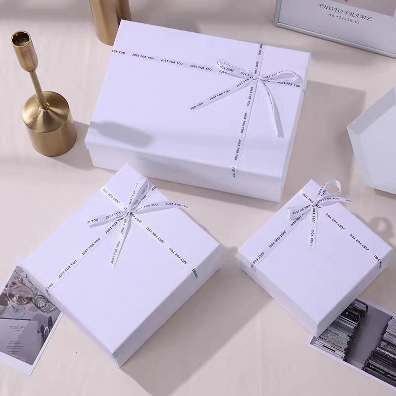 magnetic cardboard gift boxes, cardboard magnetic closure gift box, cardboard box with magnetic closure, cardboard box with magnetic lid, cardboard magnetic box